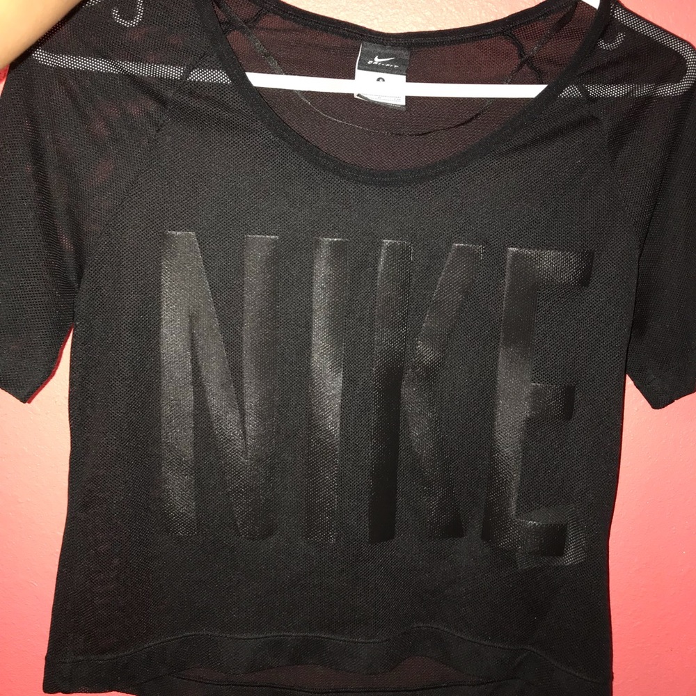 Nike Crop Top